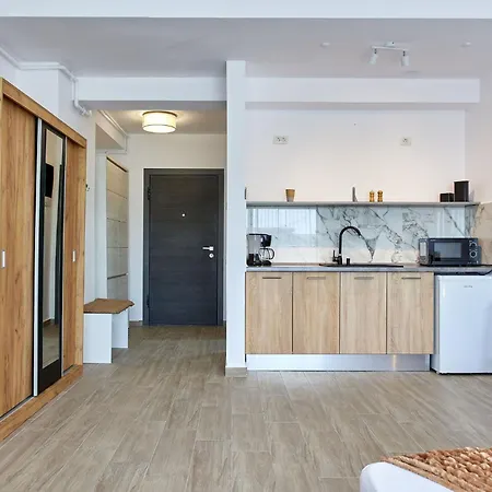 公寓 Studiouri Casa Del Mar Nord 马马亚