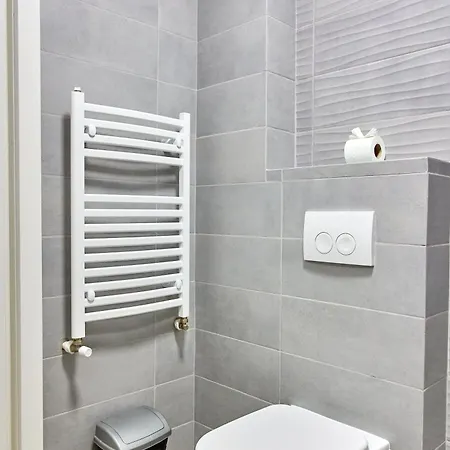 1 Casa Del Mar Apartment *